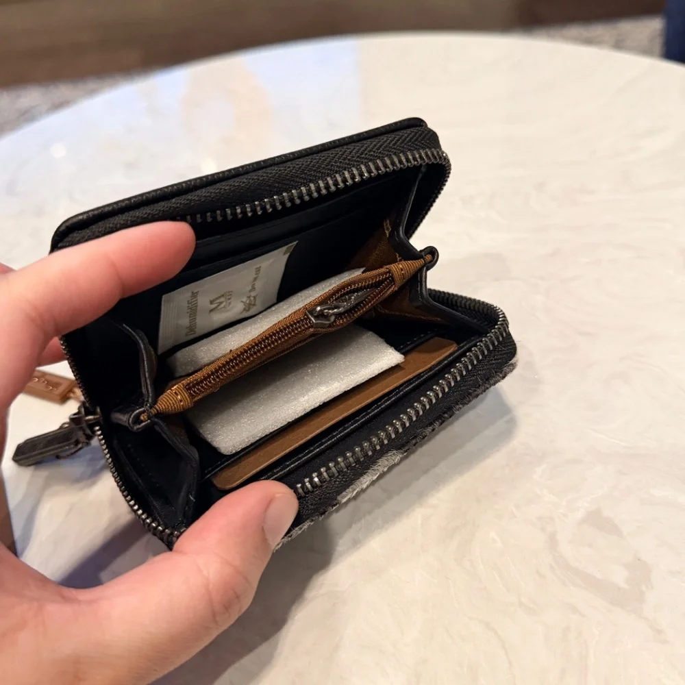 Wrangler Genuine Hair-On Cowhide Zip-Around Wallet Black - Picture 4 of 5